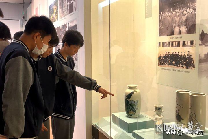 深圳衛(wèi)視軍事直播間，時代背景下的軍事傳播新紀元
