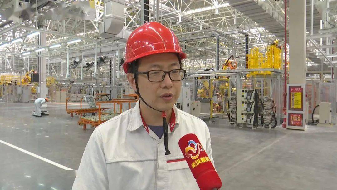 涉政問題探討，城管打軍長視頻直播引發(fā)爭議與反思
