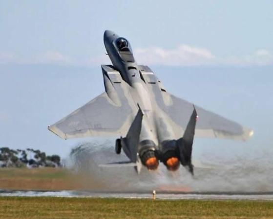 全球矚目殲60戰(zhàn)機首飛成功，堅定推進定制版RIH68.740項目