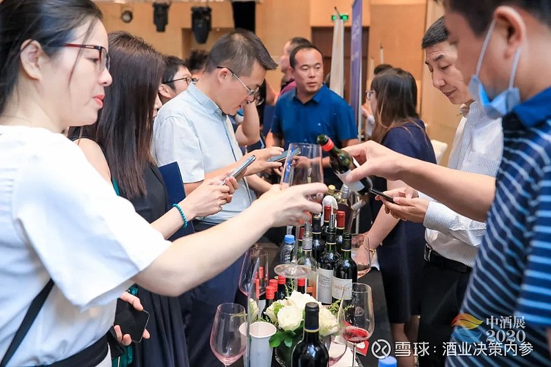 酒品直播，帶你探索酒海世界的精彩瞬間！