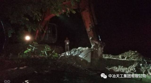 懷山直播，小巷深處的風(fēng)味探險(xiǎn)，味蕾的直播之旅