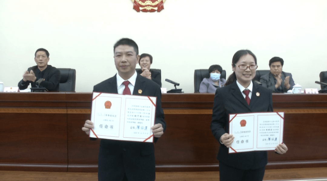 宕昌縣政府最新任免背后的友情與責(zé)任故事，夏日風(fēng)云中的溫馨篇章