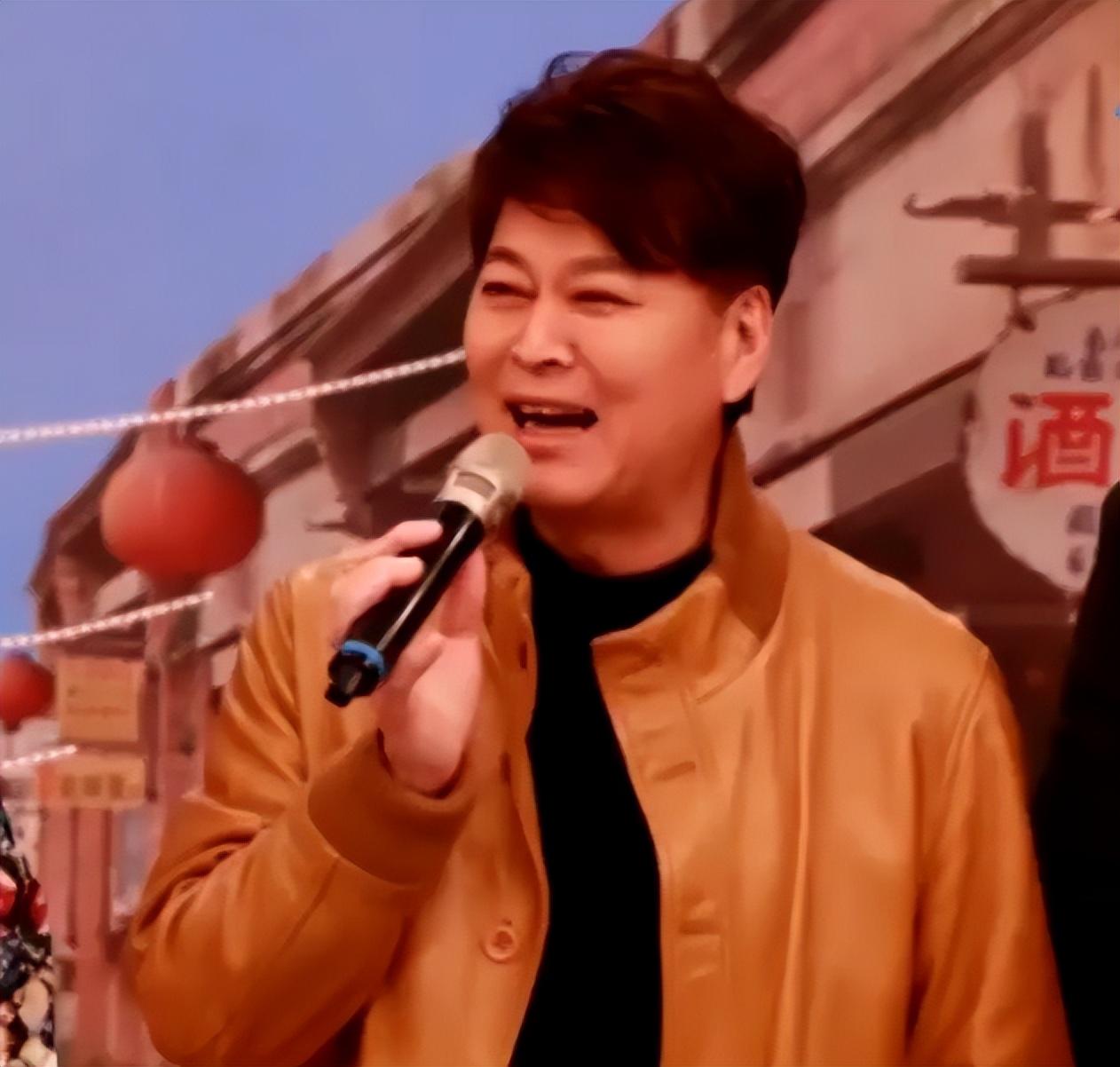 美男子演員，時(shí)代光影與舞臺(tái)榮耀的交織