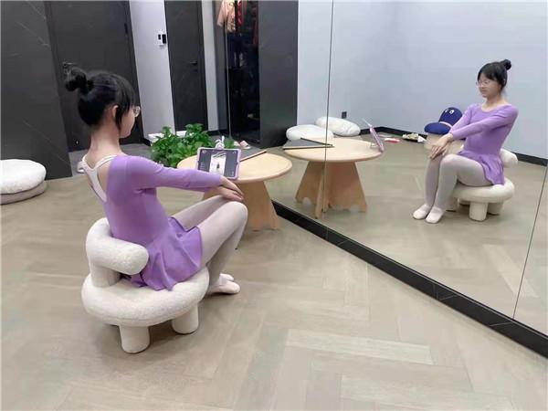 芭蕾老媽最新動(dòng)態(tài)，舞動(dòng)生活的美好瞬間